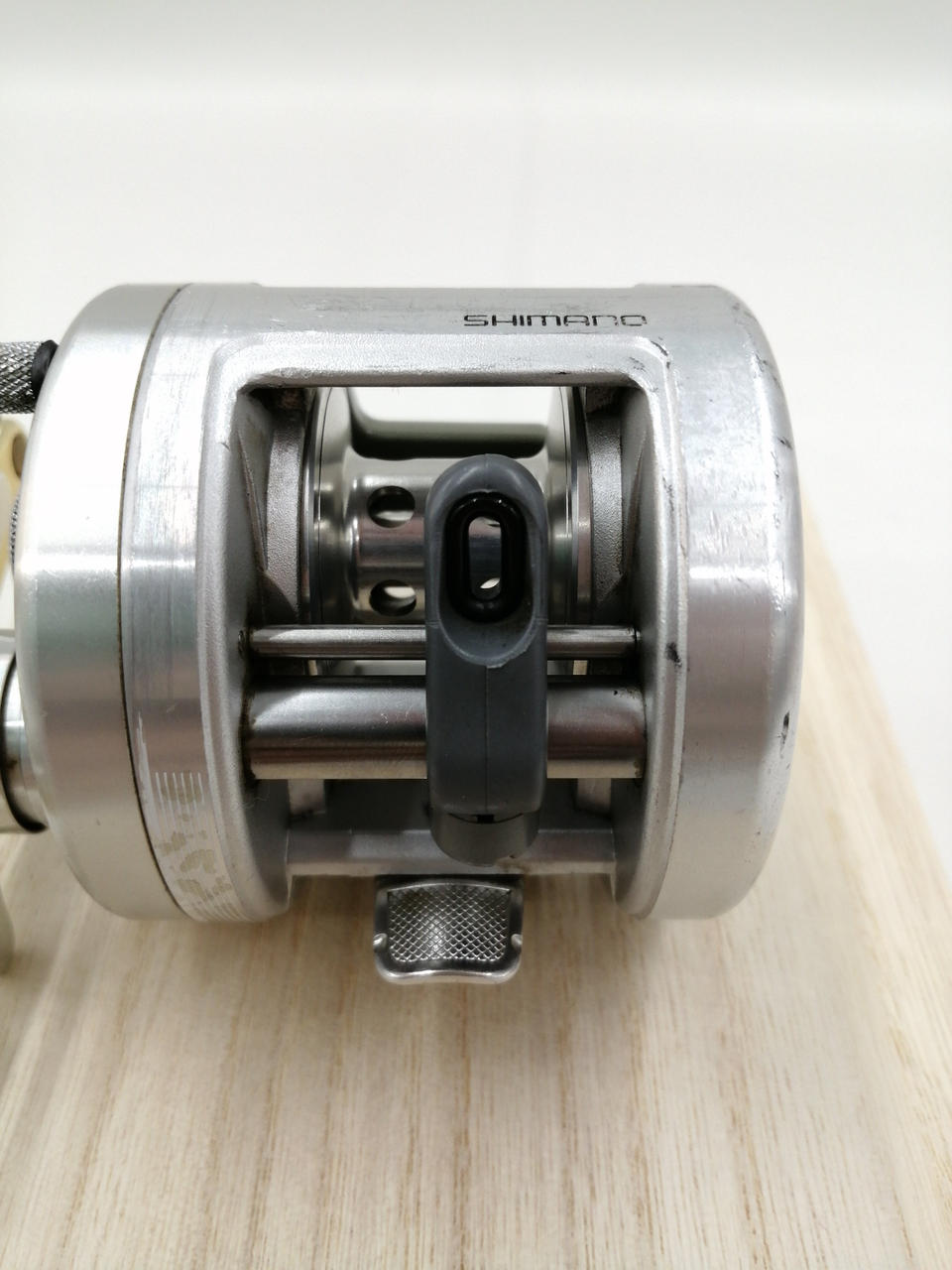 Shimano Calcutta D CT200D Baitcasting Reel