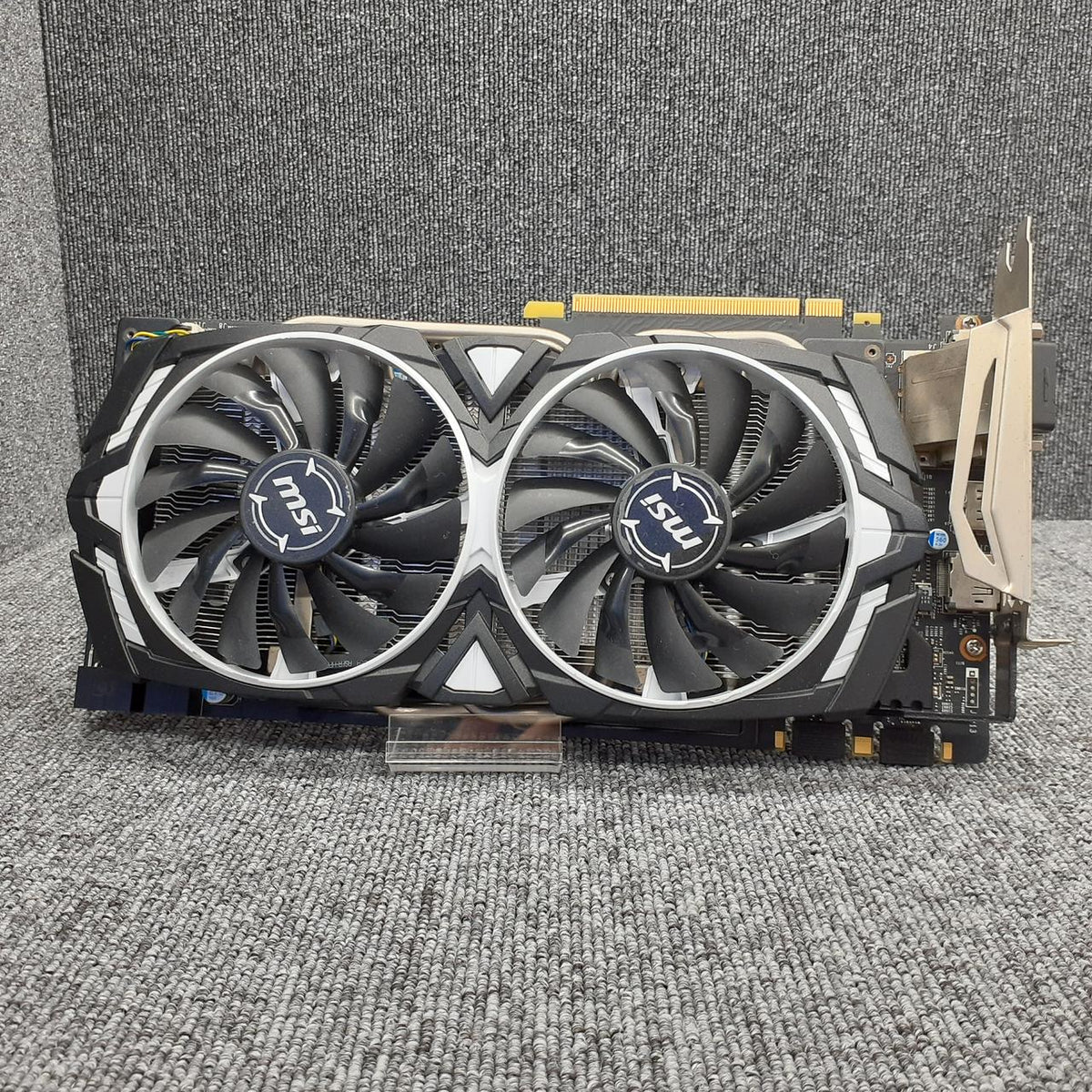 MSI Graphics Board: NVIDIA GTX1080 ARMOR 8G OC
