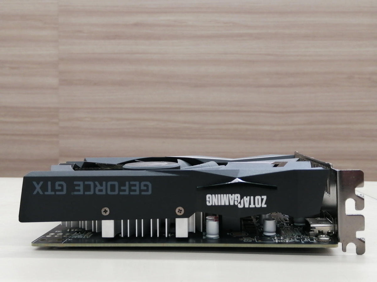 ZOTAC PCI-EXPRESS Bus-Compatible NVIDIA Graphics Card ZT-T16520F-10L