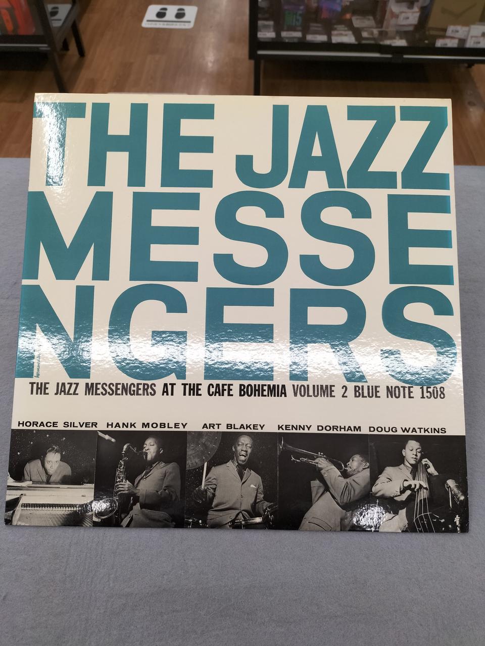 unclear Record: THE JAZZ MESSENGERS A NIGHT AT