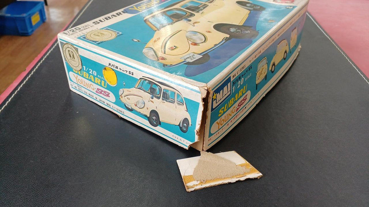 Imai (Bandai) Plastic Model 1/20 Subaru Young SS - Banzai Thrifting | BanzaiHobby