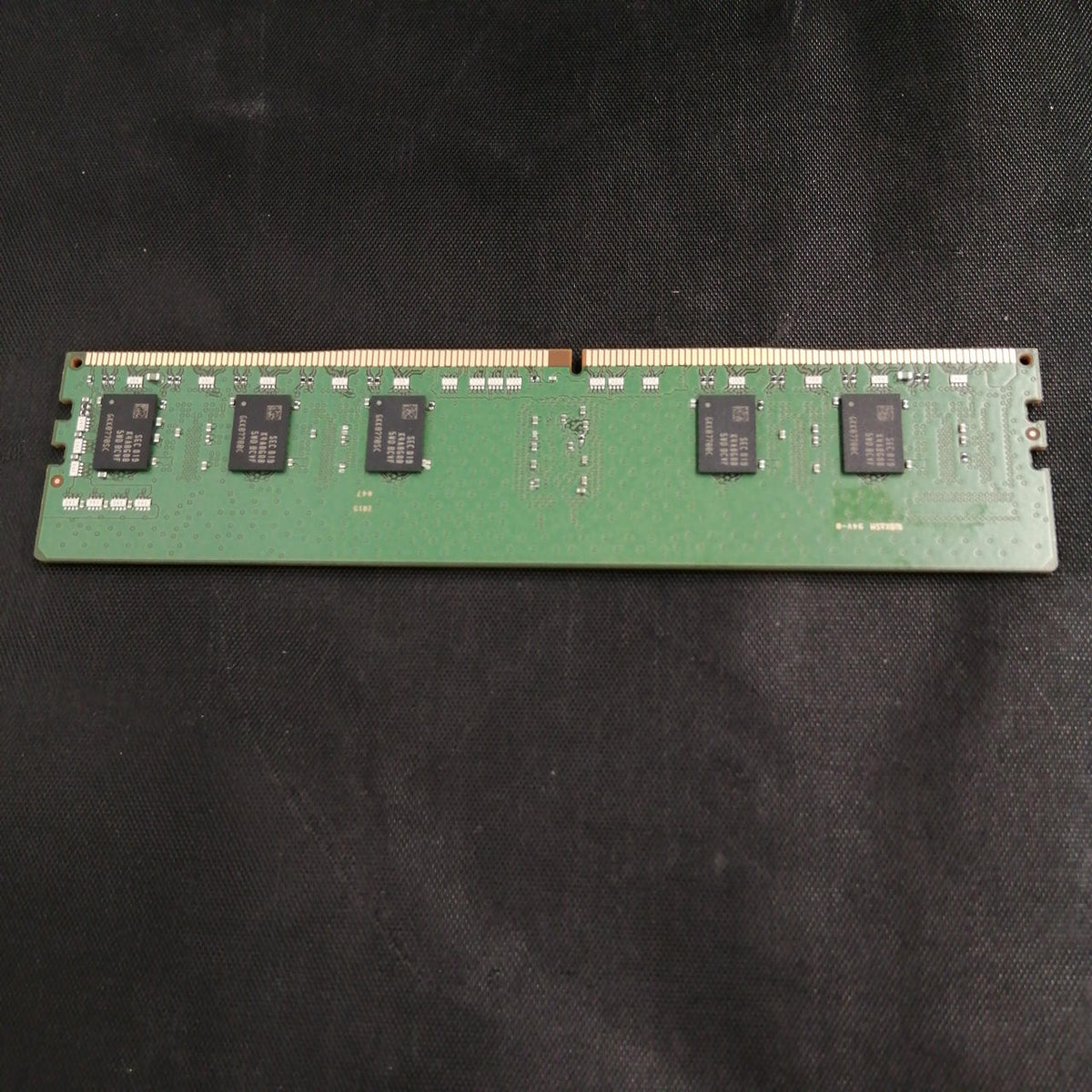SUMSUNG [RDIMM DDR4 8GB] M393A1K43DB1