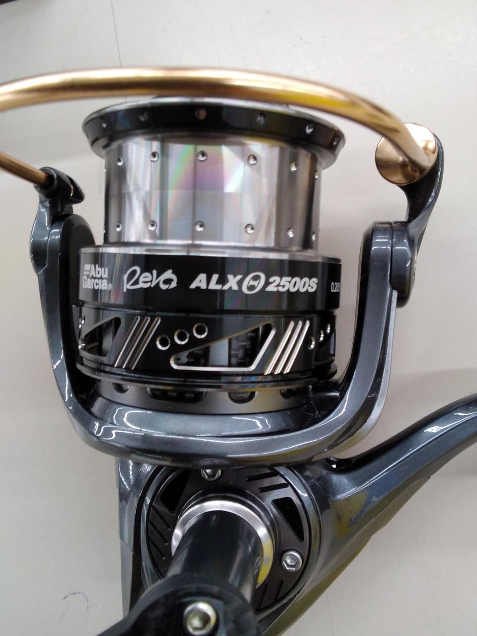 ABU GARCIA Reel REVO ALX THETA 2500S – BanzaiHobby
