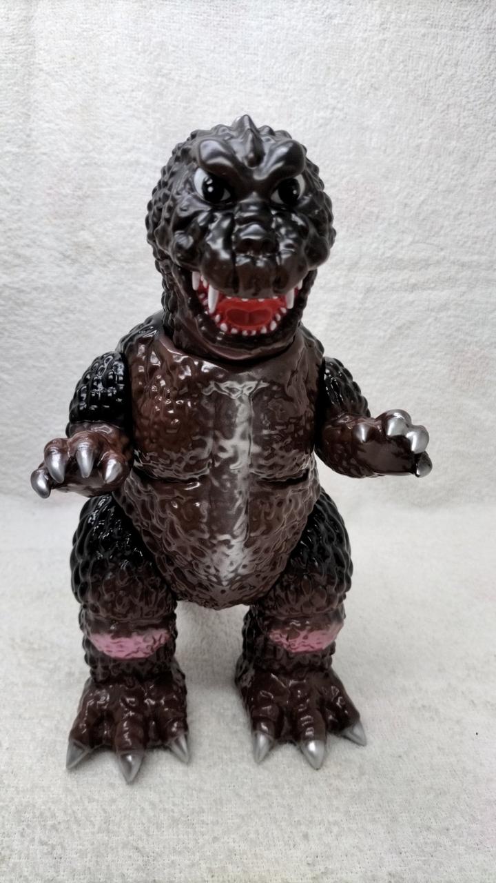 MEDICOM TOY Godzilla & Mothra Larva Soft Vinyl Anraku Yasusaku