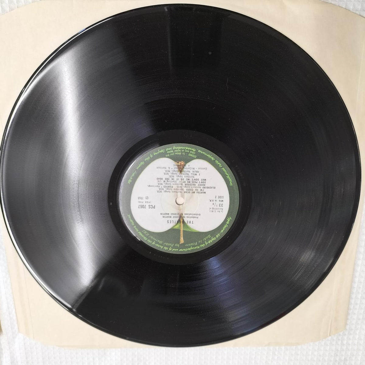 THE BEATLES Record THE BEATLES (PMC-7067-8)