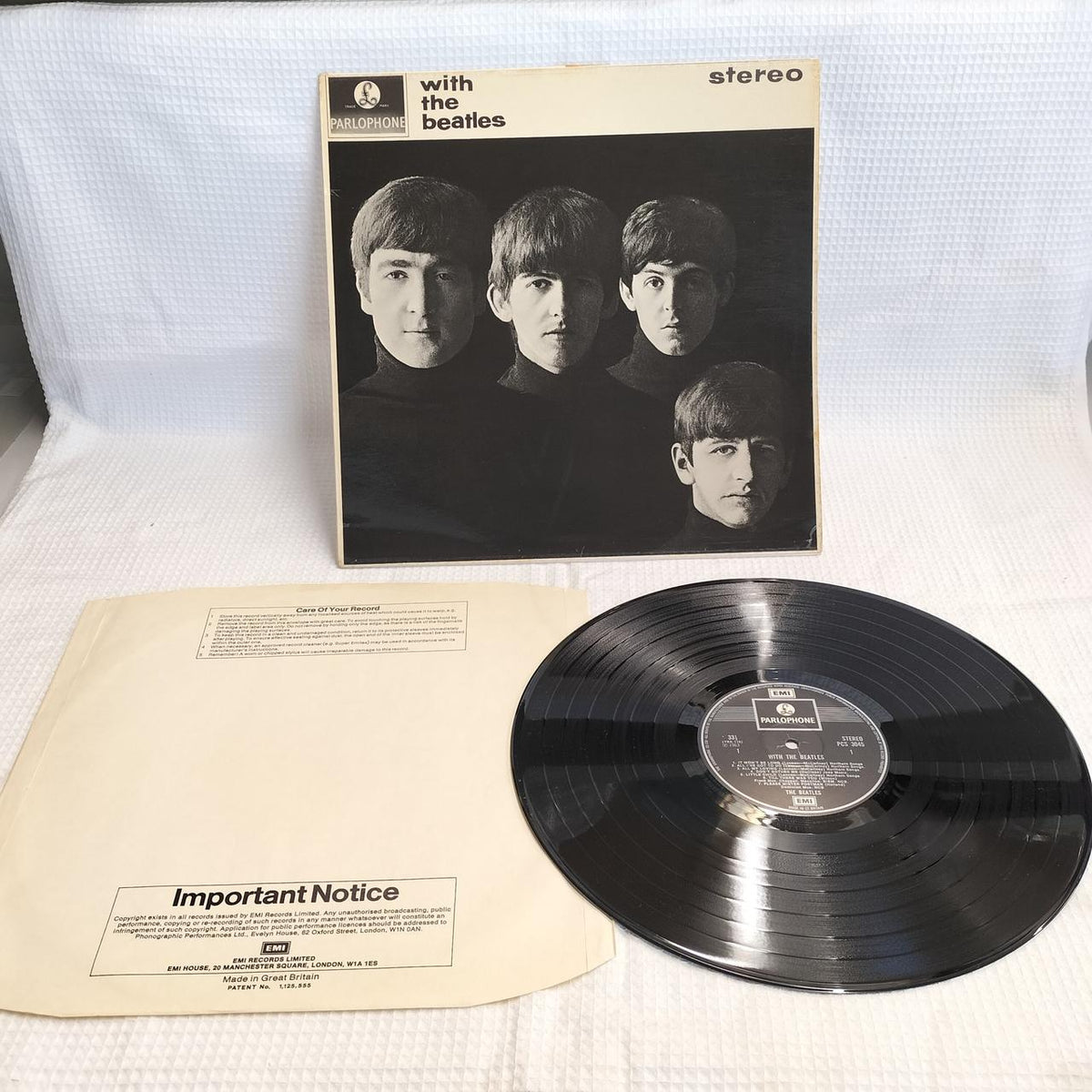THE BEATLES Record: WITH THE BEATLES (PCS3045)