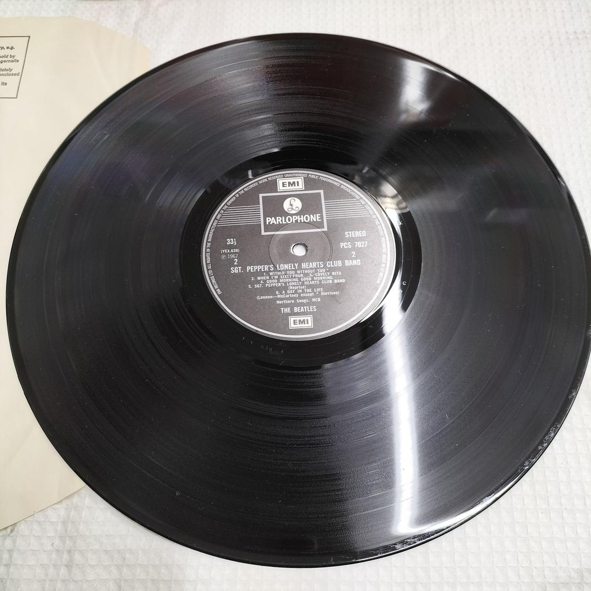 THE BEATLES Record SGT. PEPPERS LONELY HEARTS CLU