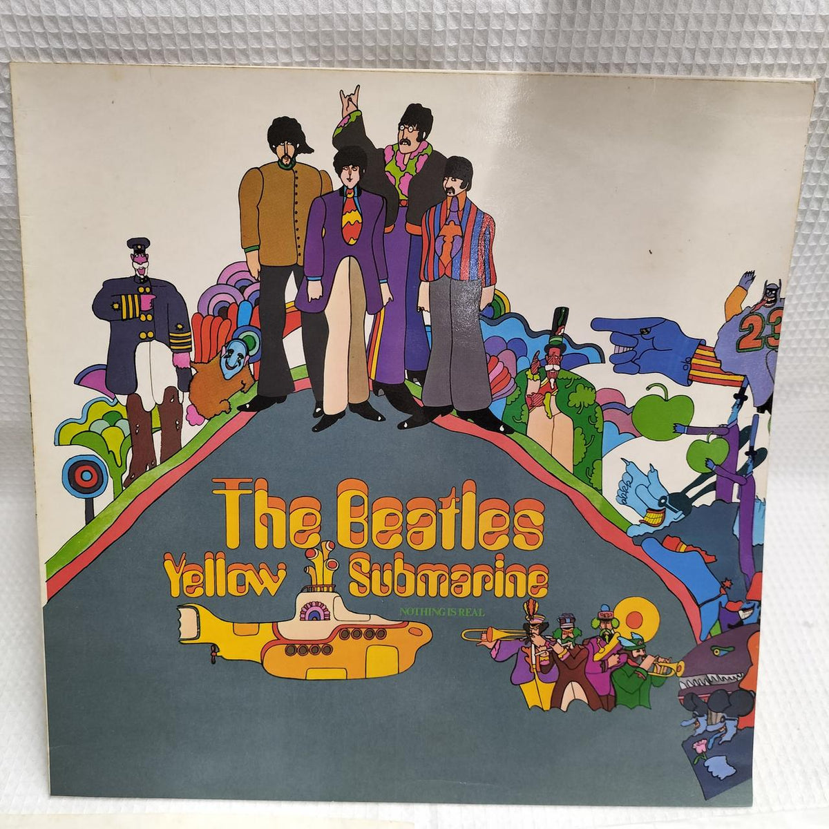 THE BEATLES Record YELLOW SUBMARINE (PCS-7070