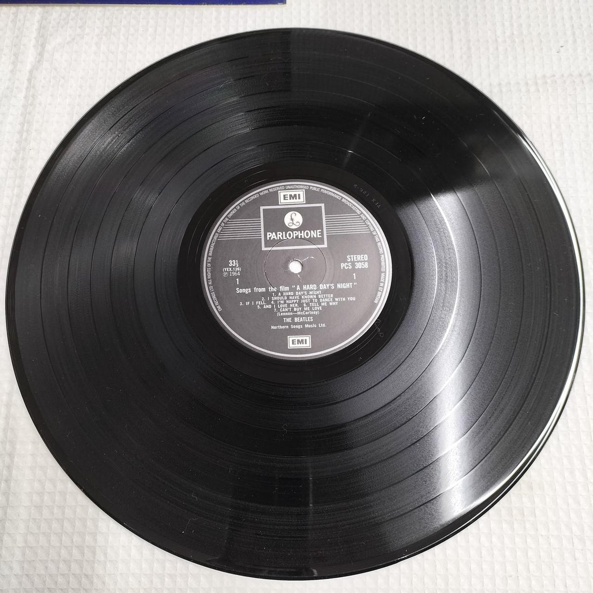 THE BEATLES Record: A HARD DAYS NIGHT (PCS3058)