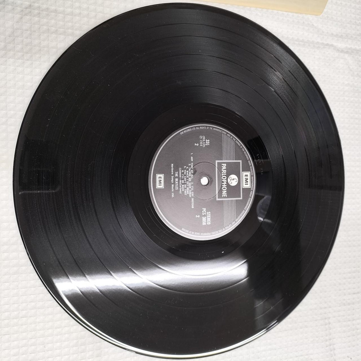 THE BEATLES Record: A HARD DAYS NIGHT (PCS3058)