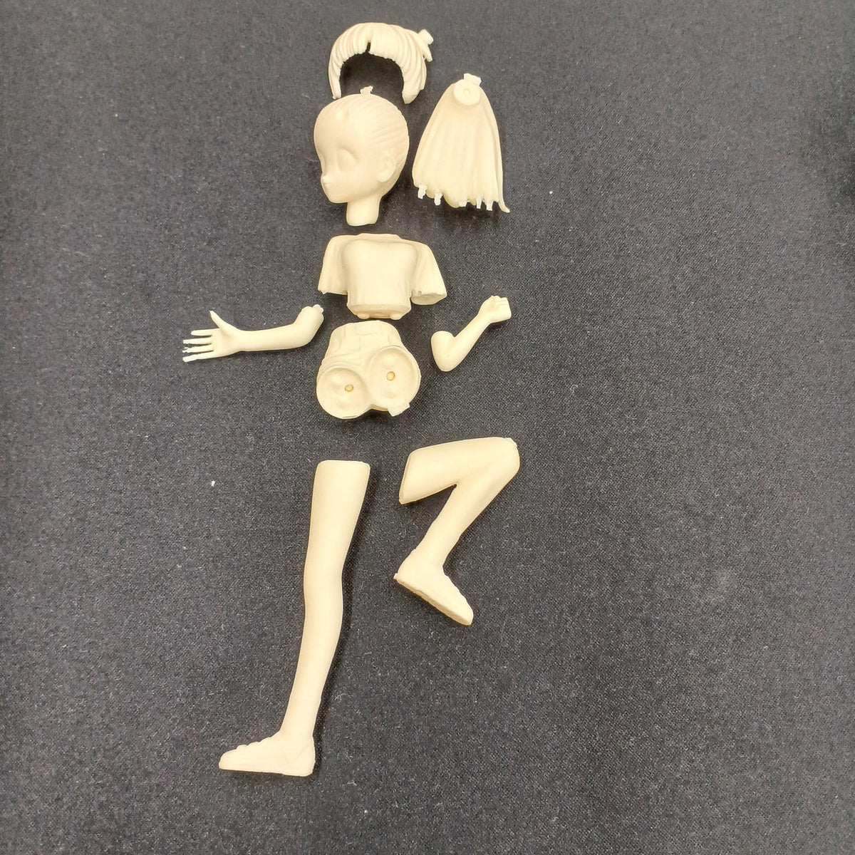 --- Ponytail Girl 1/10 Resin Cast Ponytail Girl - Banzai Thrifting | BanzaiHobby