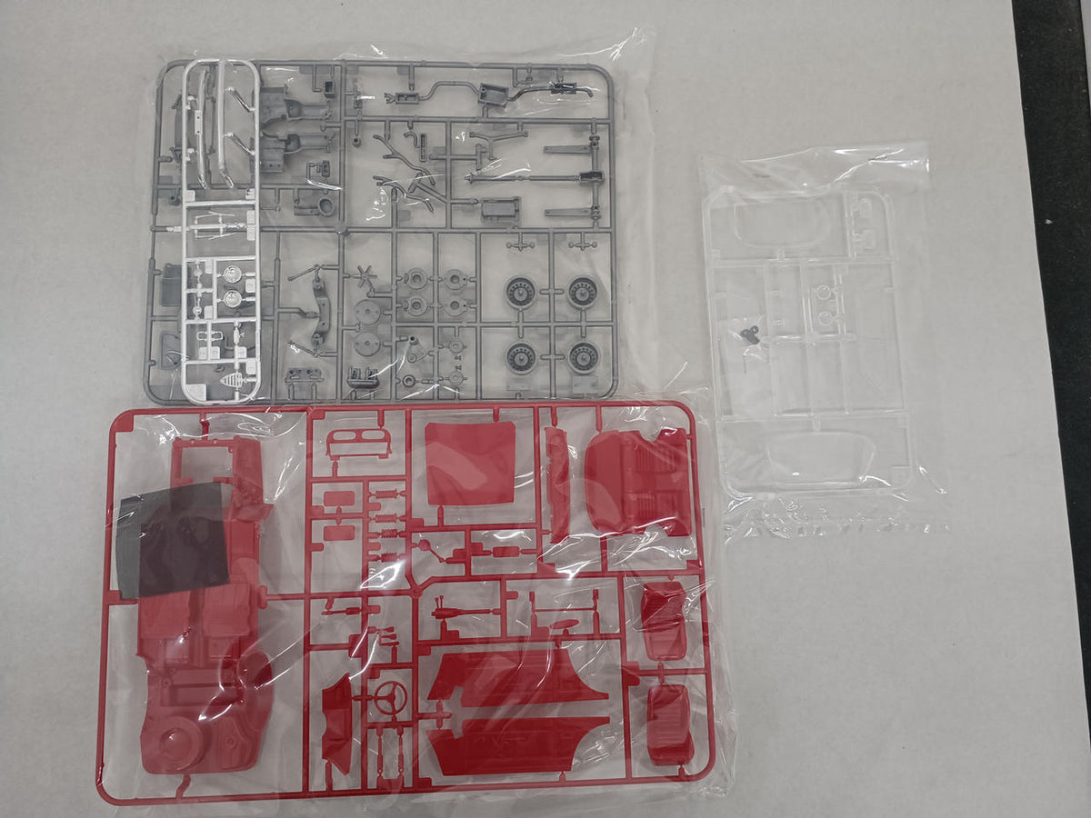 TAMIYA 1/24 scale plastic model Alfa Romeo Giulia Sprint GTA - Banzai Thrifting | BanzaiHobby