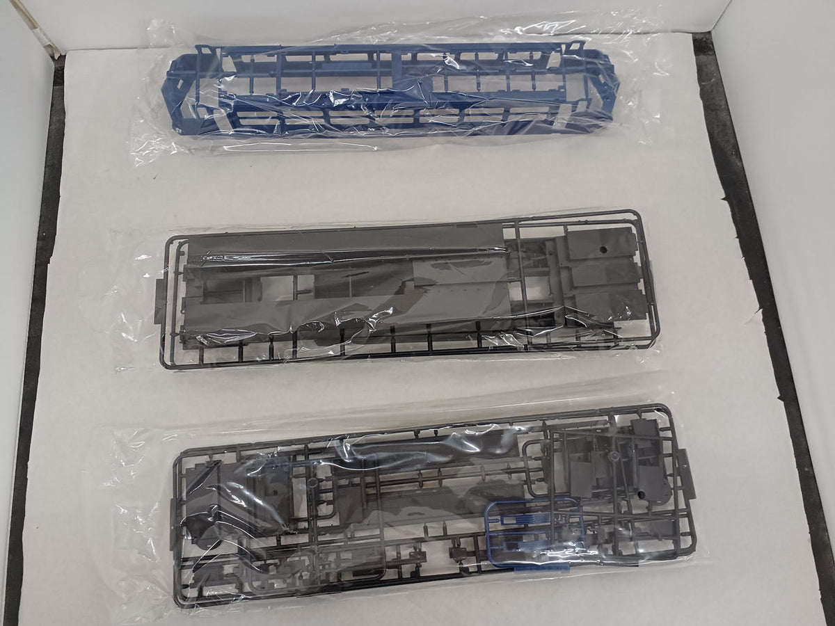 AOSHIMA 1/45 scale plastic model electric locomotive EF66 early model - Banzai Thrifting | BanzaiHobby