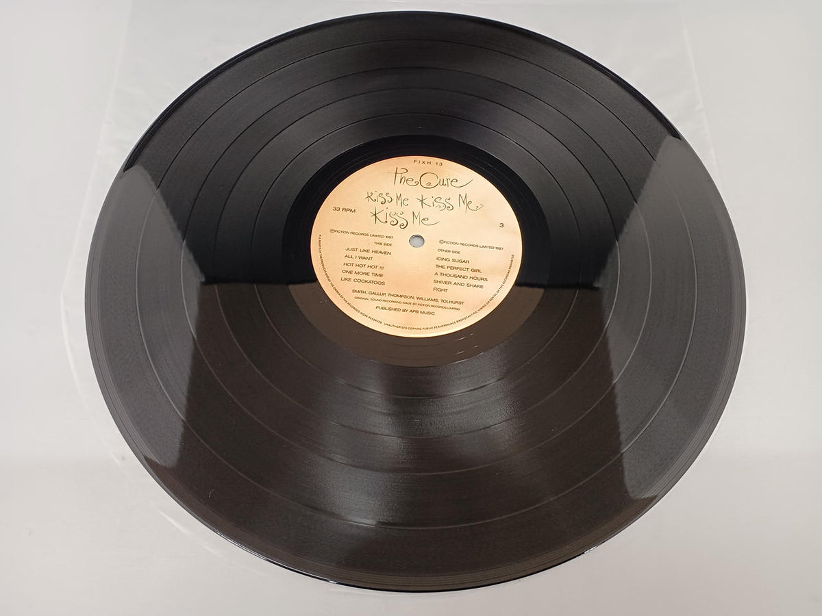 FICTION RECORD THE CURE / KISS ME FIXH13