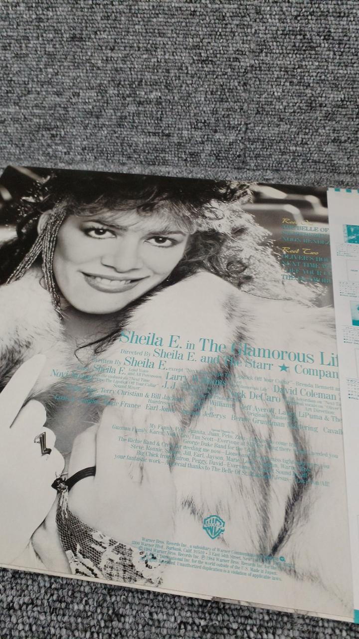 Warner Sample Disc Unused Record Glamorous Life