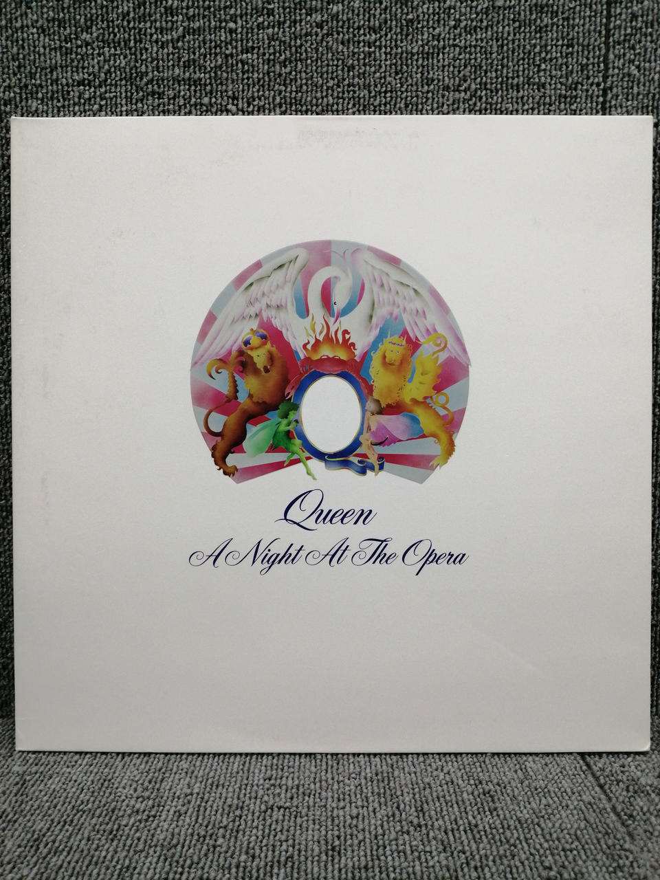 VIRGIN EMI RECORDS Analog Record QUEEN/A NIGHT AT THE OPERA