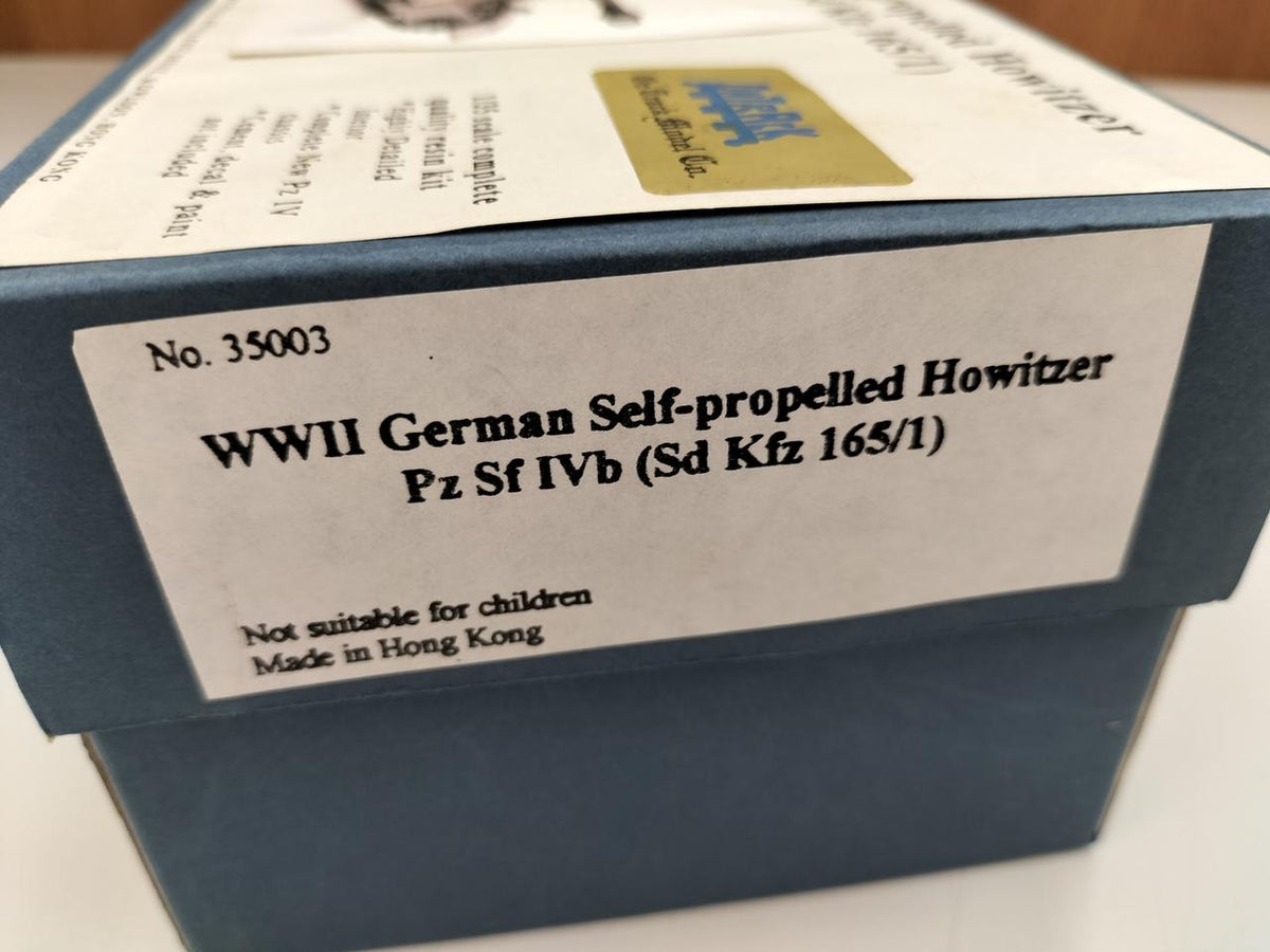 ONTRACK 1/35 Garage Kit WWII.GERMAN SELF-PROPELLED HOWIT - Banzai Thrifting | BanzaiHobby