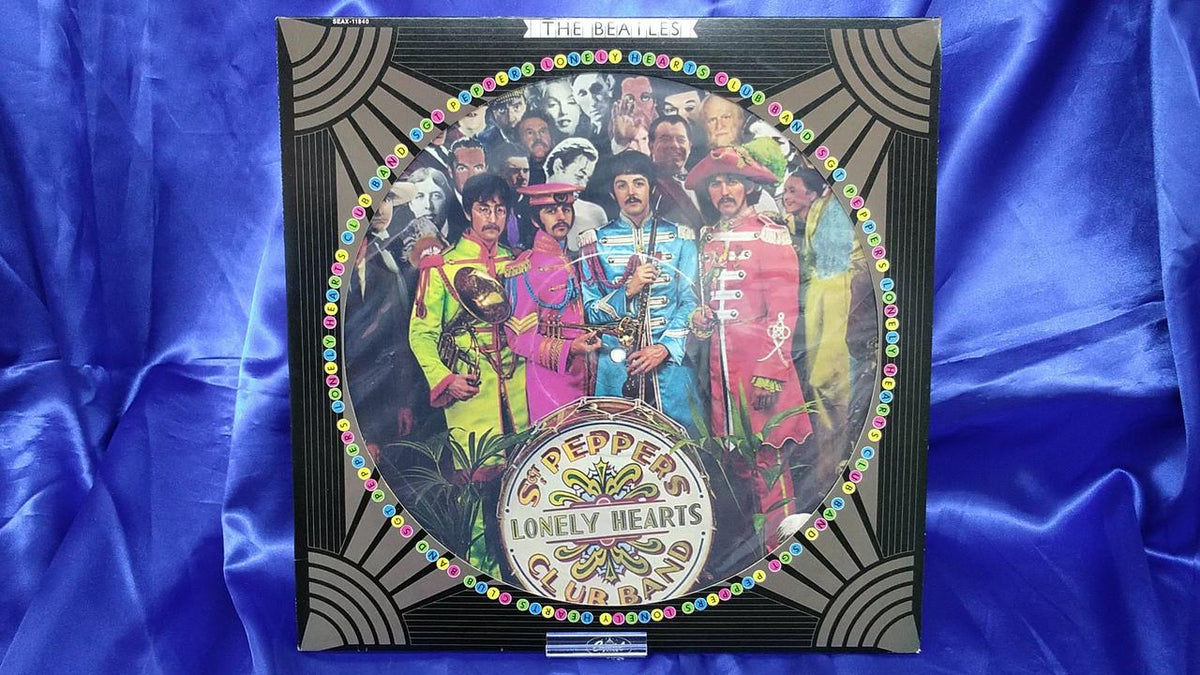 EMI The Beatles Sgt. Peppers SEAX-11840