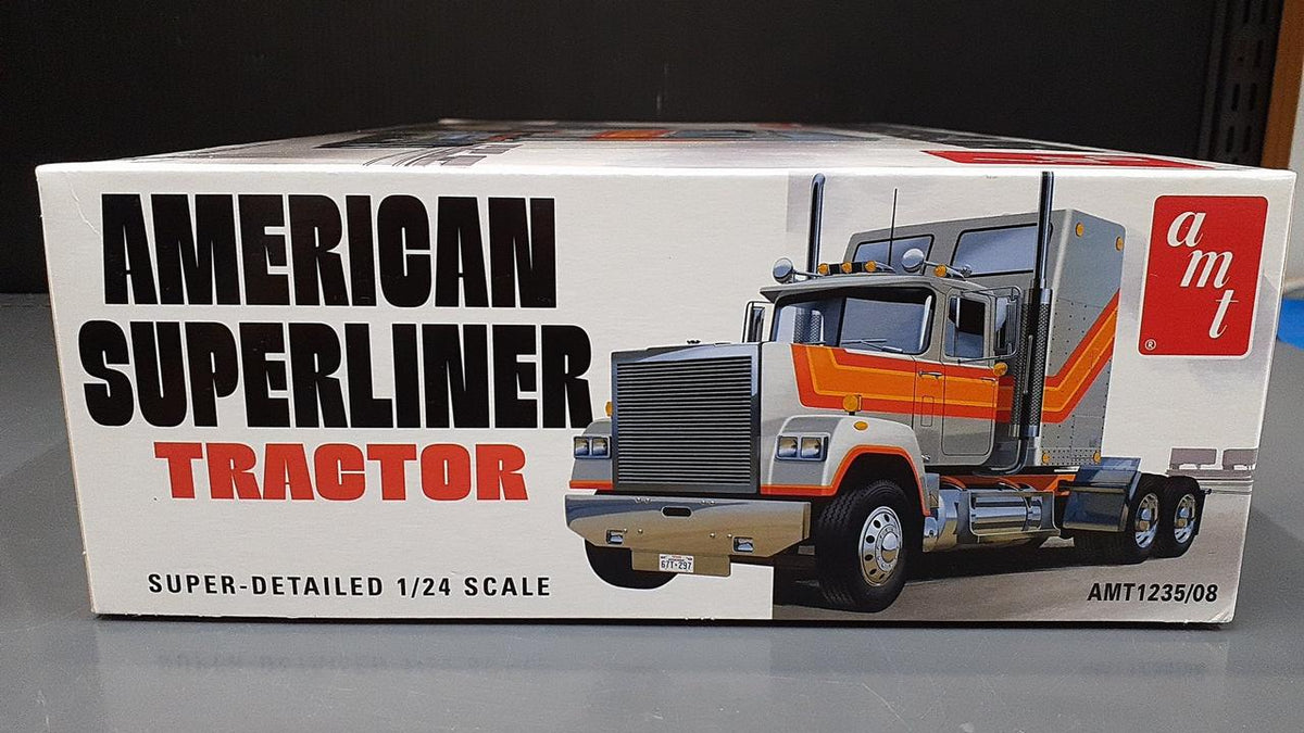 AMT Plastic Model 1/24 American Superliner Semi-Tractor [AM] - Banzai Thrifting | BanzaiHobby