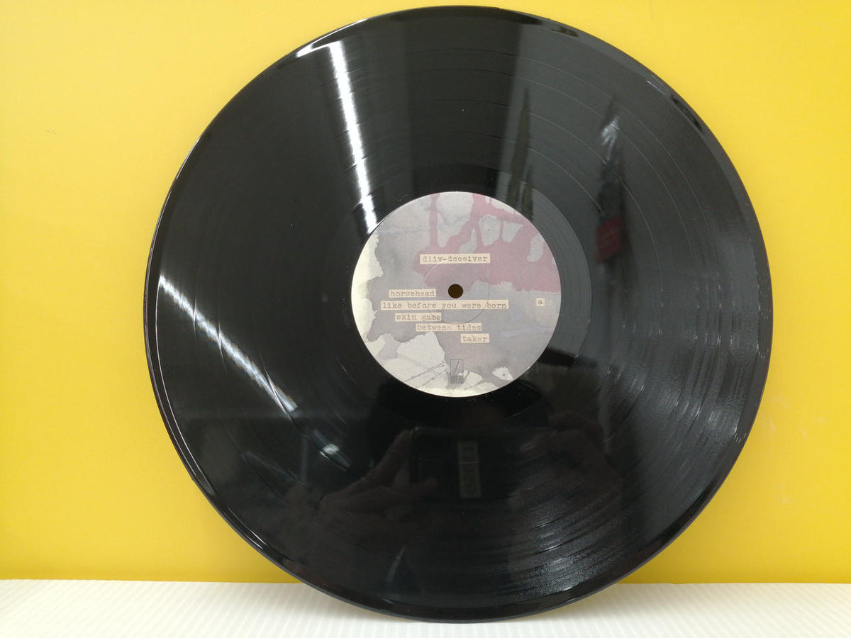 CAPTURED TRACK Record DIIV/DECEIVER