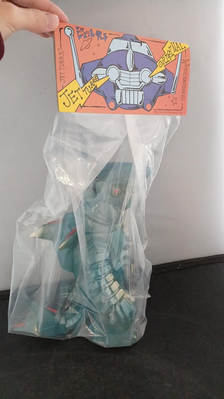 Jettale Robot & Soft Vinyl Figure Mekai Thunder