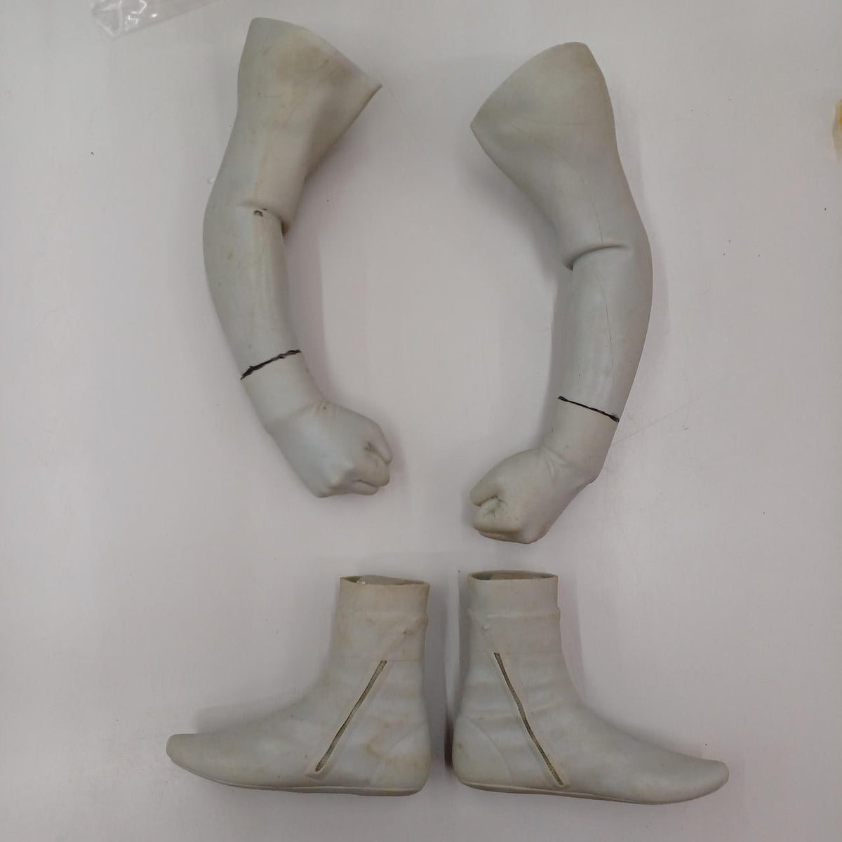 KAIYODO Soft Vinyl 1:50 Scale Ultraman Hyper Soft Vinyl
