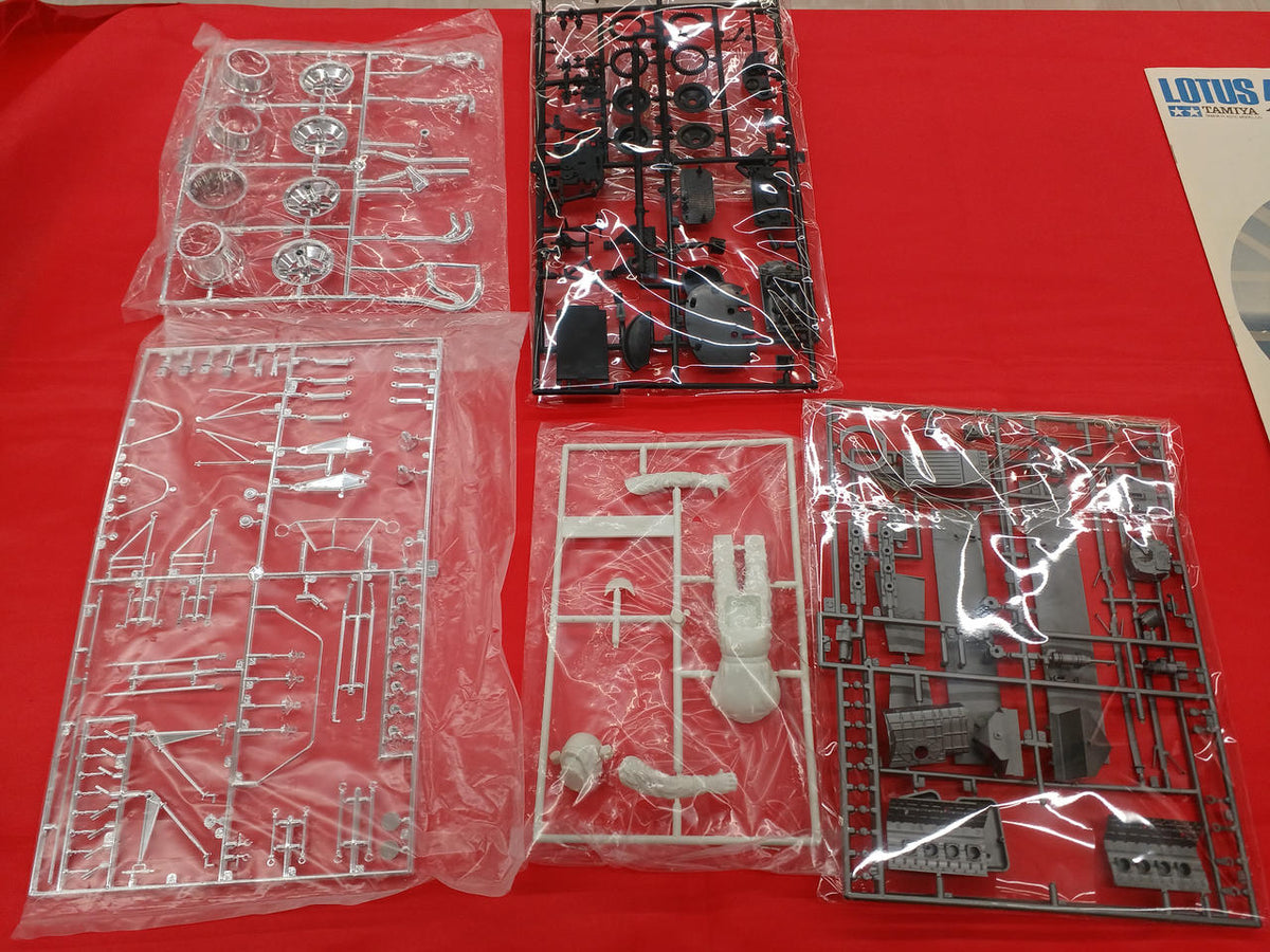 Tamiya Lotus 49B Ford F1 BS1204 - Banzai Thrifting | BanzaiHobby