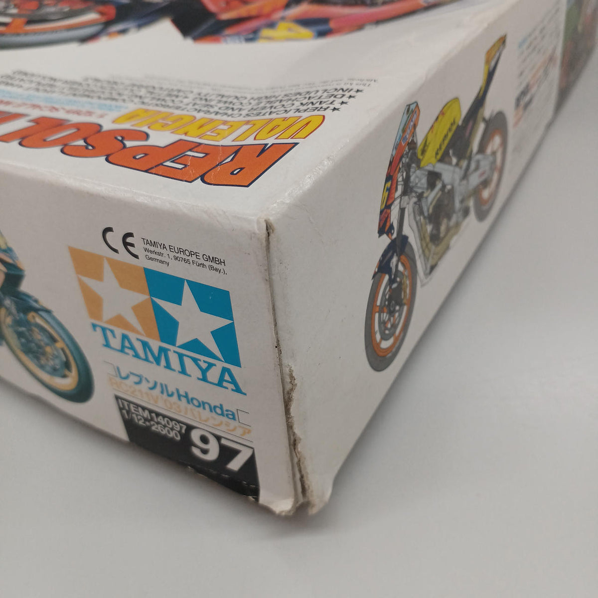 TAMIYA Repsol Honda RC211V '03 Valencia - Banzai Thrifting | BanzaiHobby