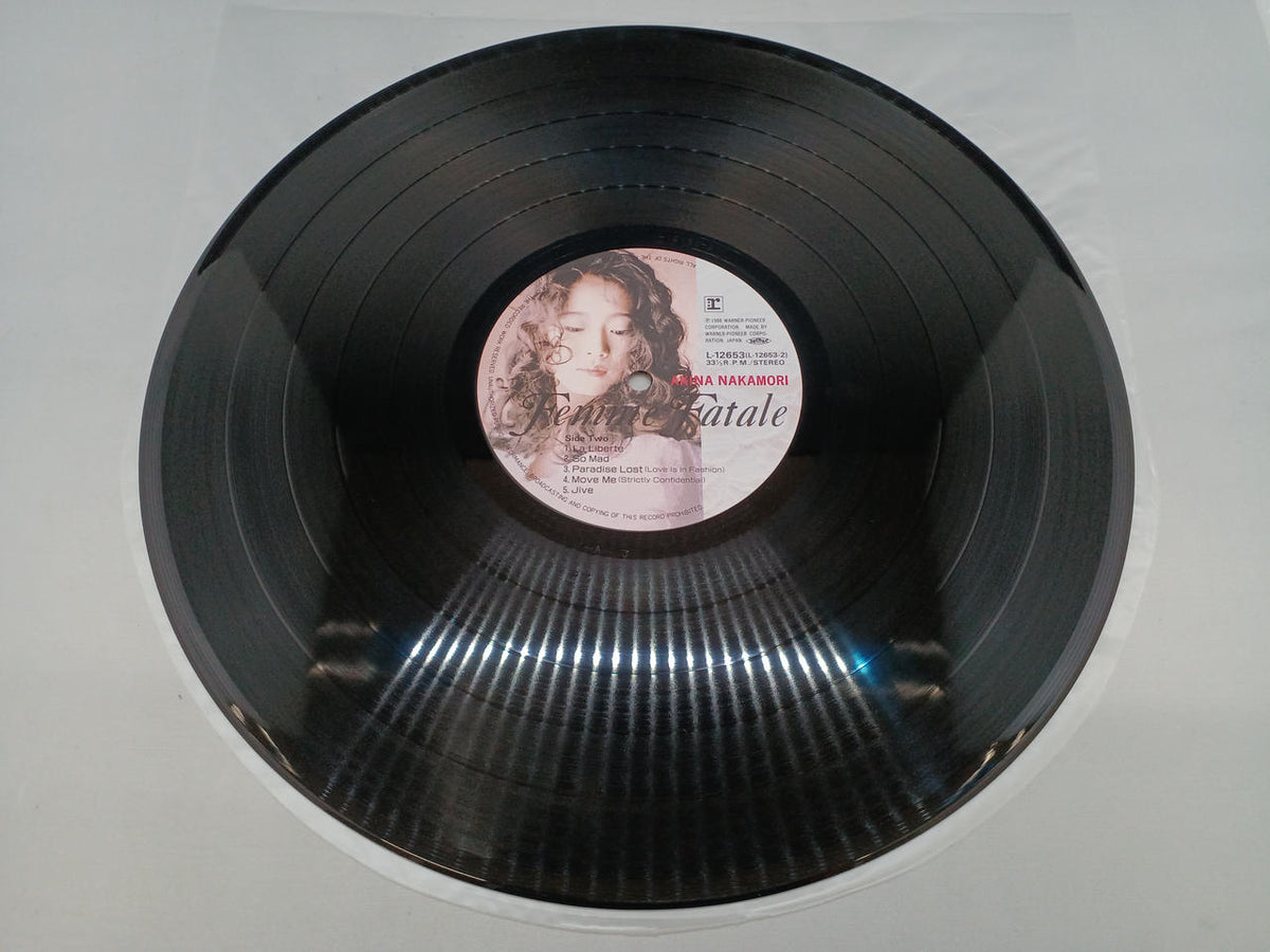 WARNER PIONEER Akina Nakamori / FEMME FATALE L-12653