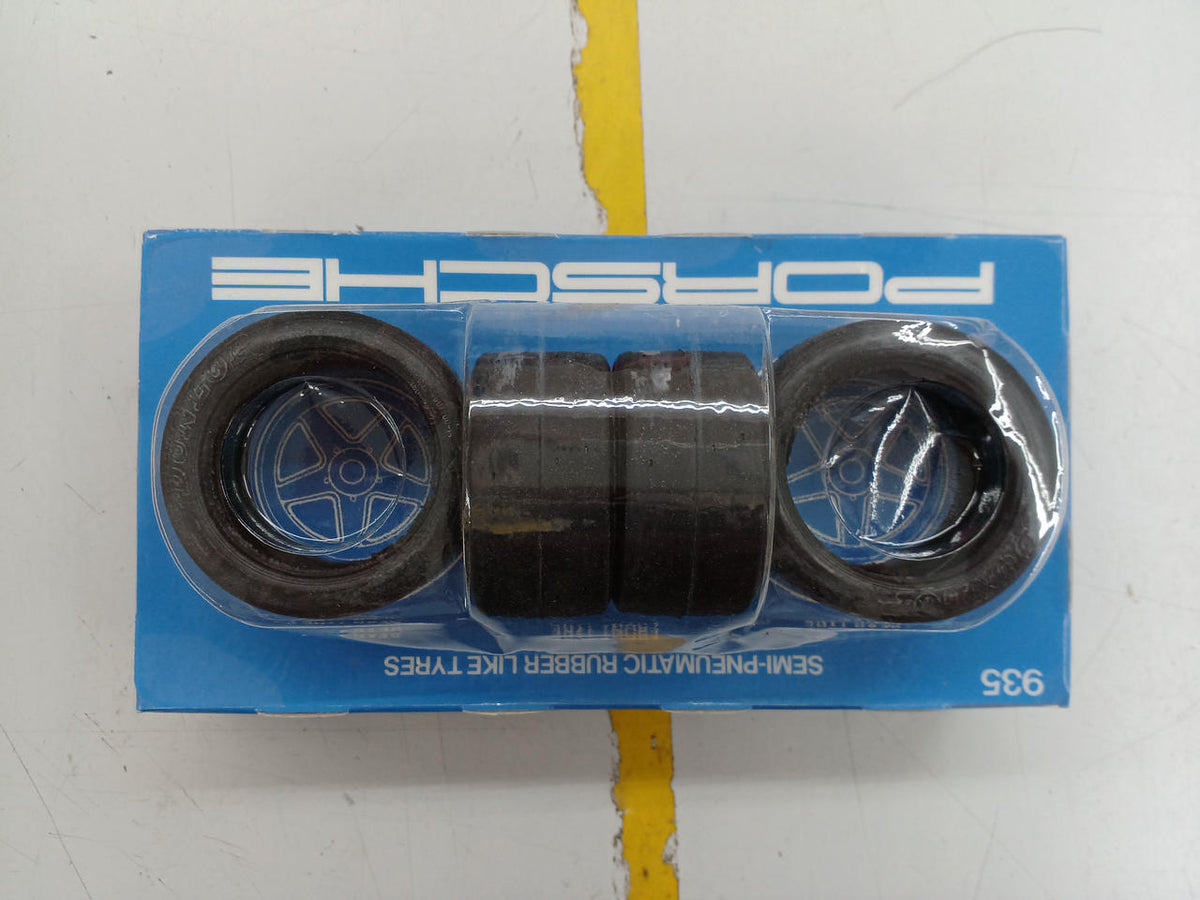TAMIYA 1/12 Marti Ni Porsche 935 Turbo 1/12 Display Type - Banzai Thrifting | BanzaiHobby