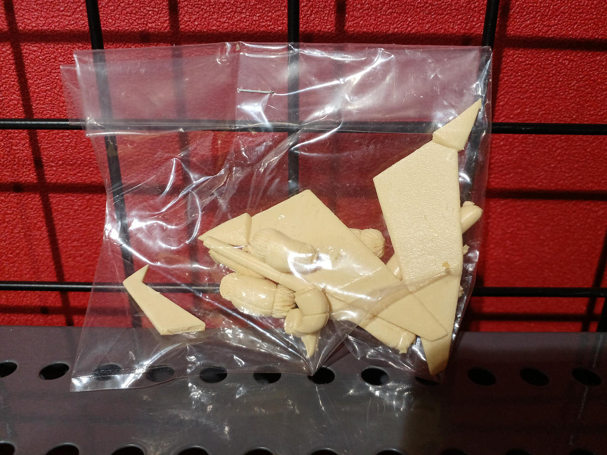 B-CLUB Aura Battler Dunbine Aura Fighter Garava - Banzai Thrifting | BanzaiHobby