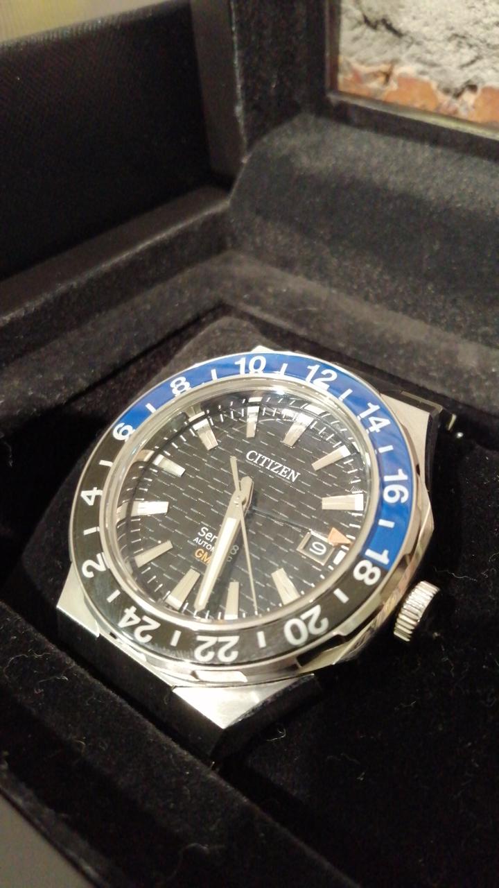 CITIZEN Series 8 GMT