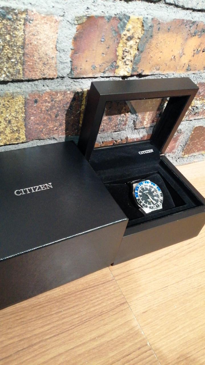 CITIZEN Series 8 GMT