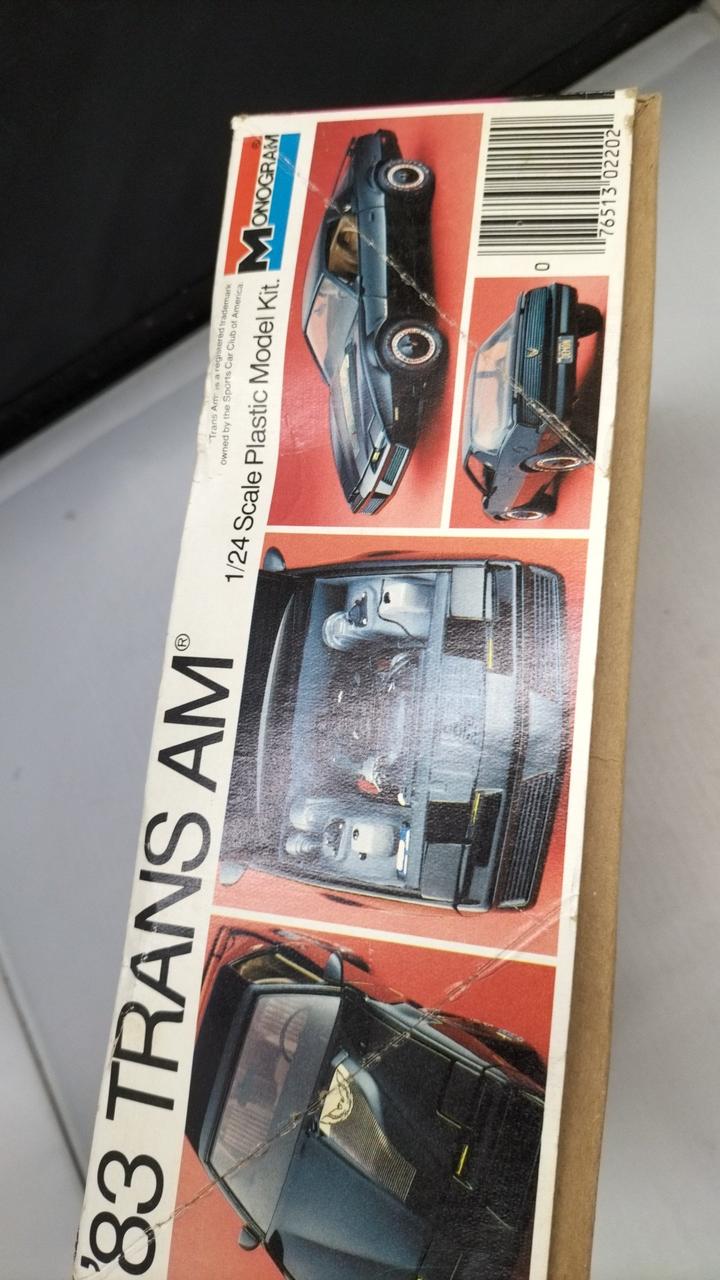 MONOGRAM 83 TRANS AM - Banzai Thrifting | BanzaiHobby