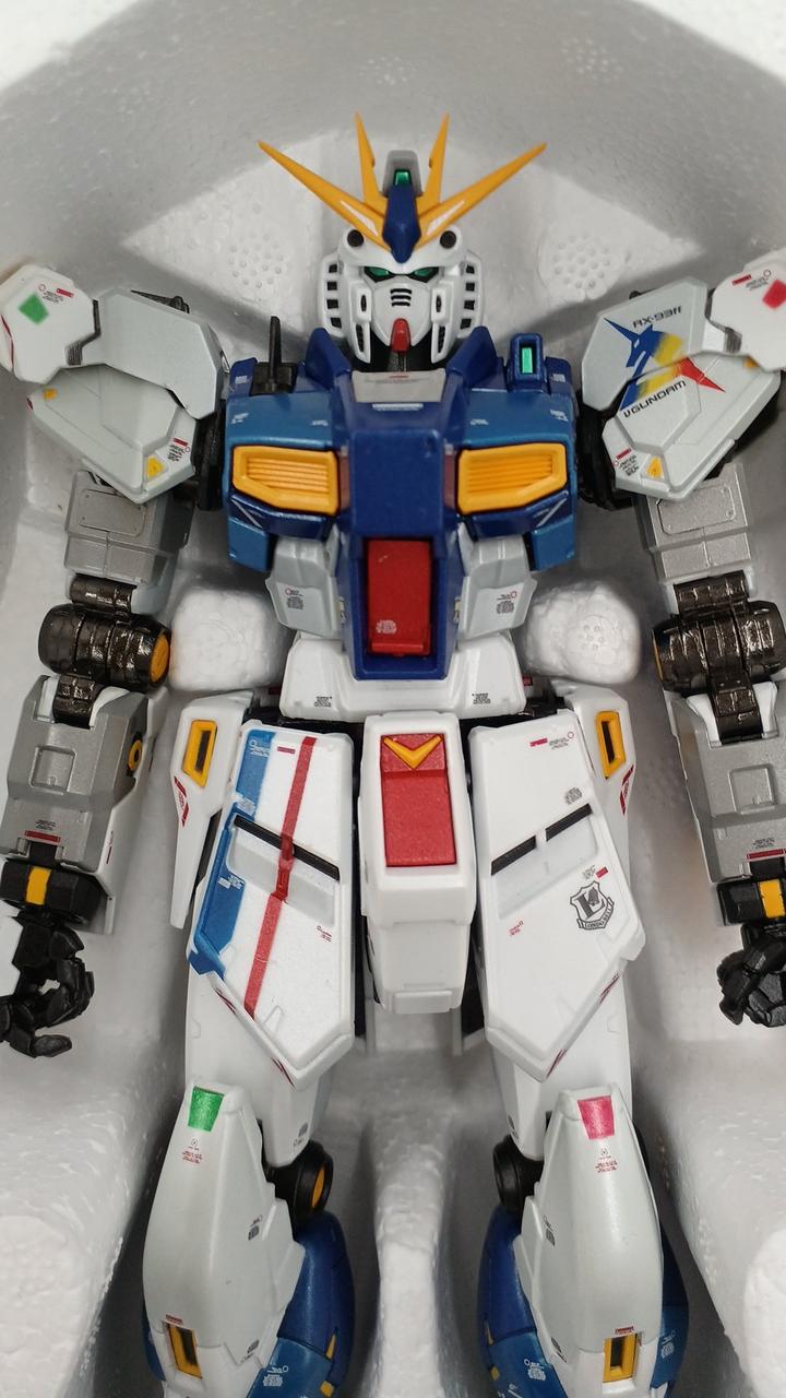 Bandai Chogokin RX-93FF ν Gundam