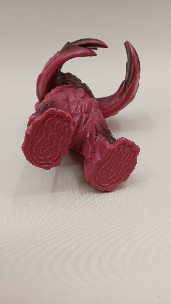 Poppy Ultra Monster Soft Vinyl Red Smogi - Poppy Banzai Hobby