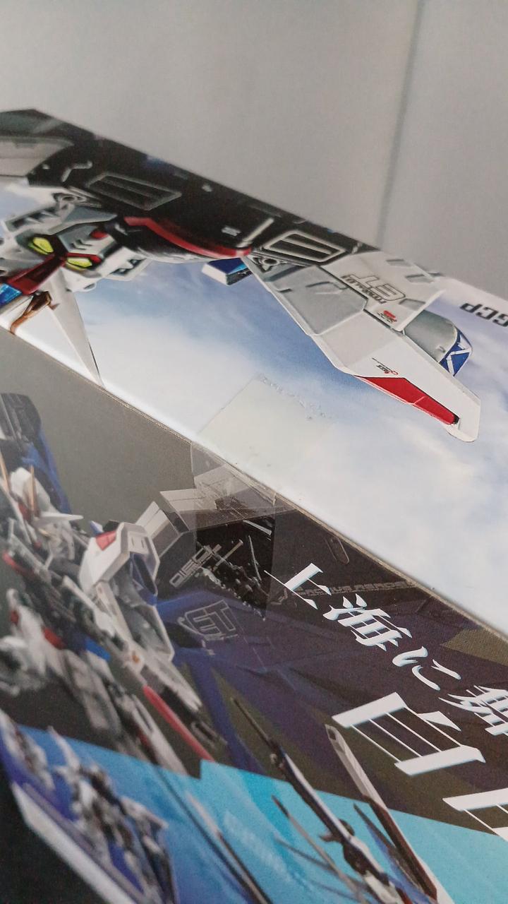 BANDAI Chogokin Freedom Gundam VER. GCP