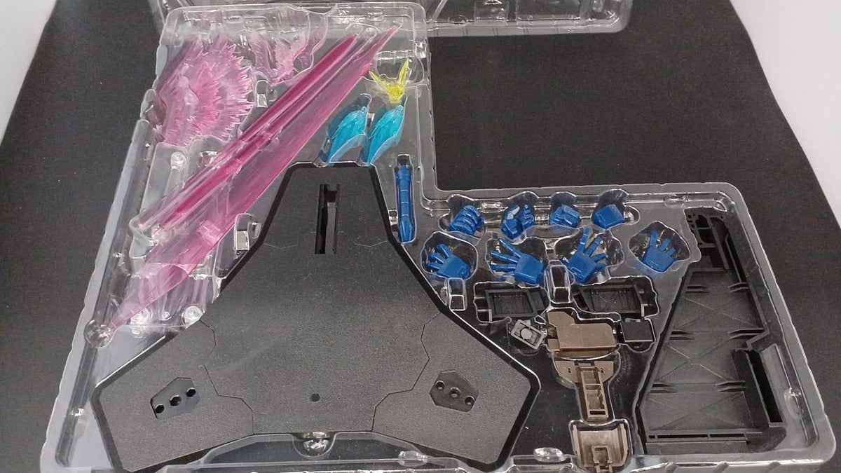 Bandai Spirits Chogokin Soul: Strongest Mobile Trion 3