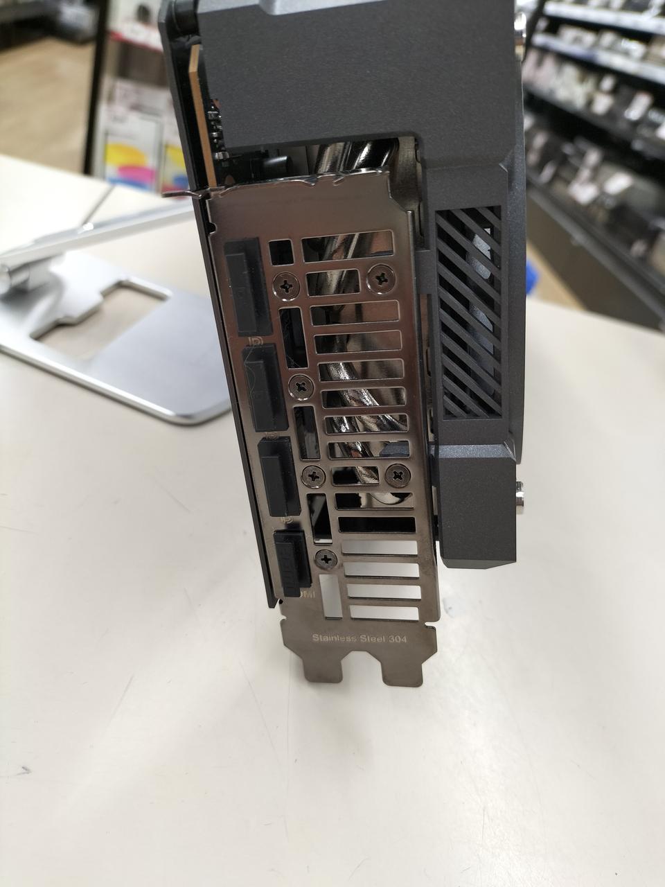 ASUS Graphics Board: TUF-RX9070-O16G-GAMING
