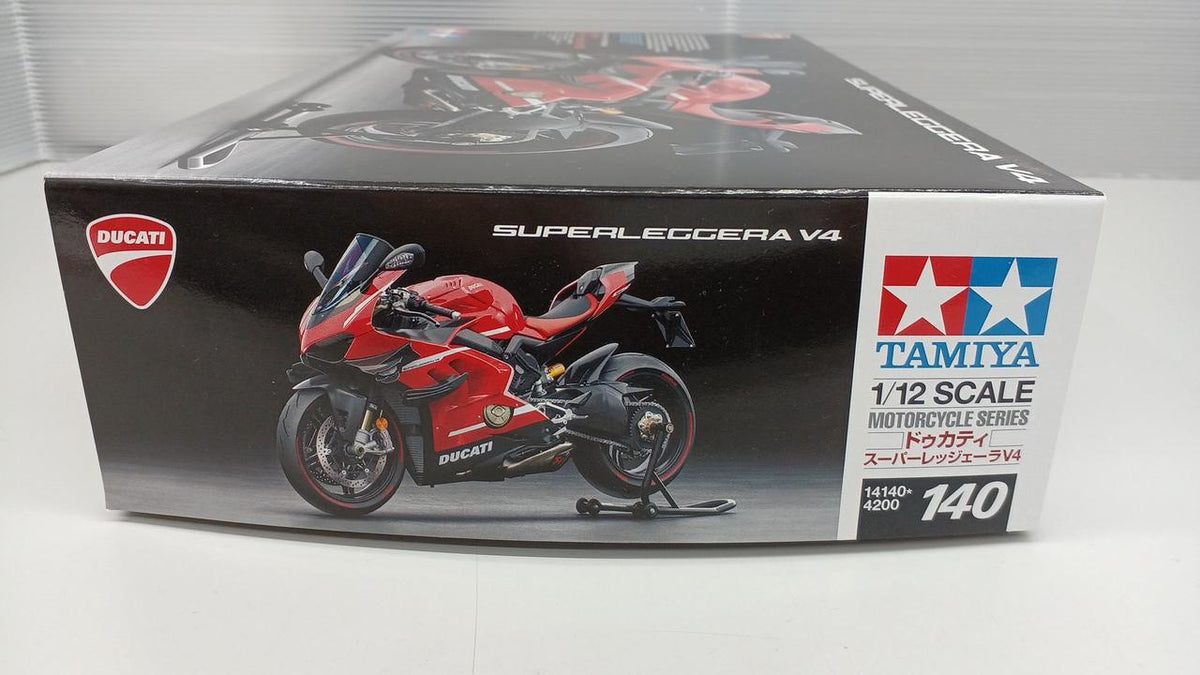 TAMIYA Ducati Super Reggera V4 1/24 Motorcycle Series No.140 - Banzai Thrifting | BanzaiHobby
