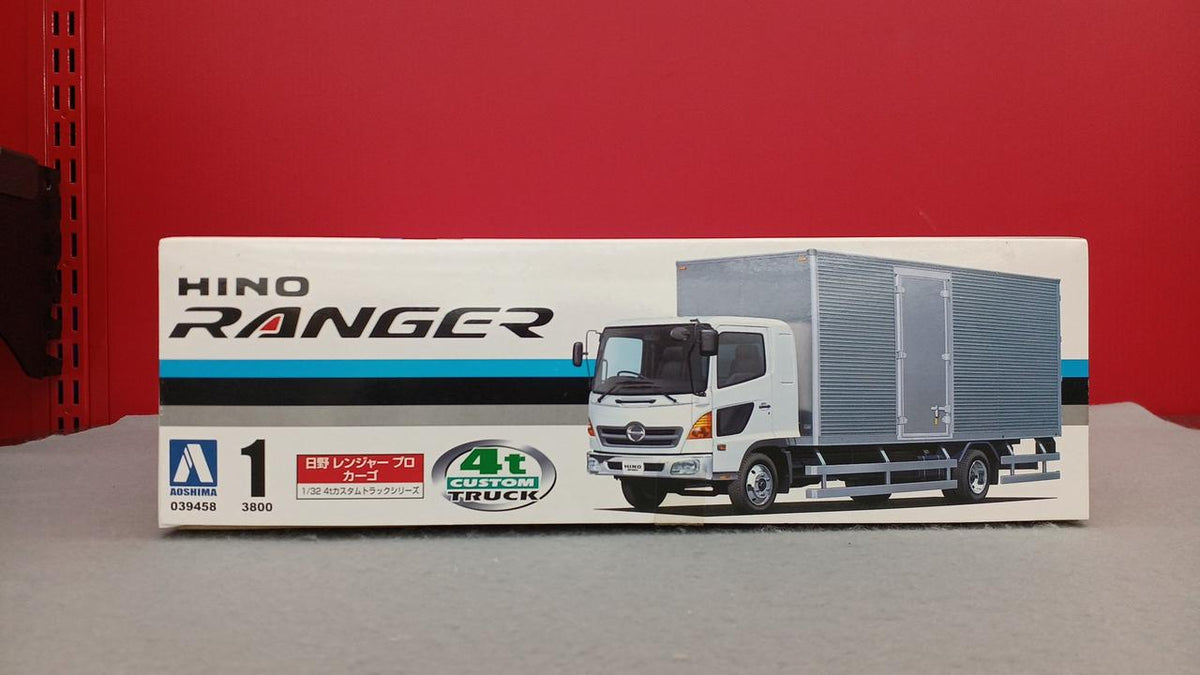 Qingdao Cultural Teaching Materials Company Pro Cargo 1/32 4T Custom Truck Series - Banzai Thrifting | BanzaiHobby