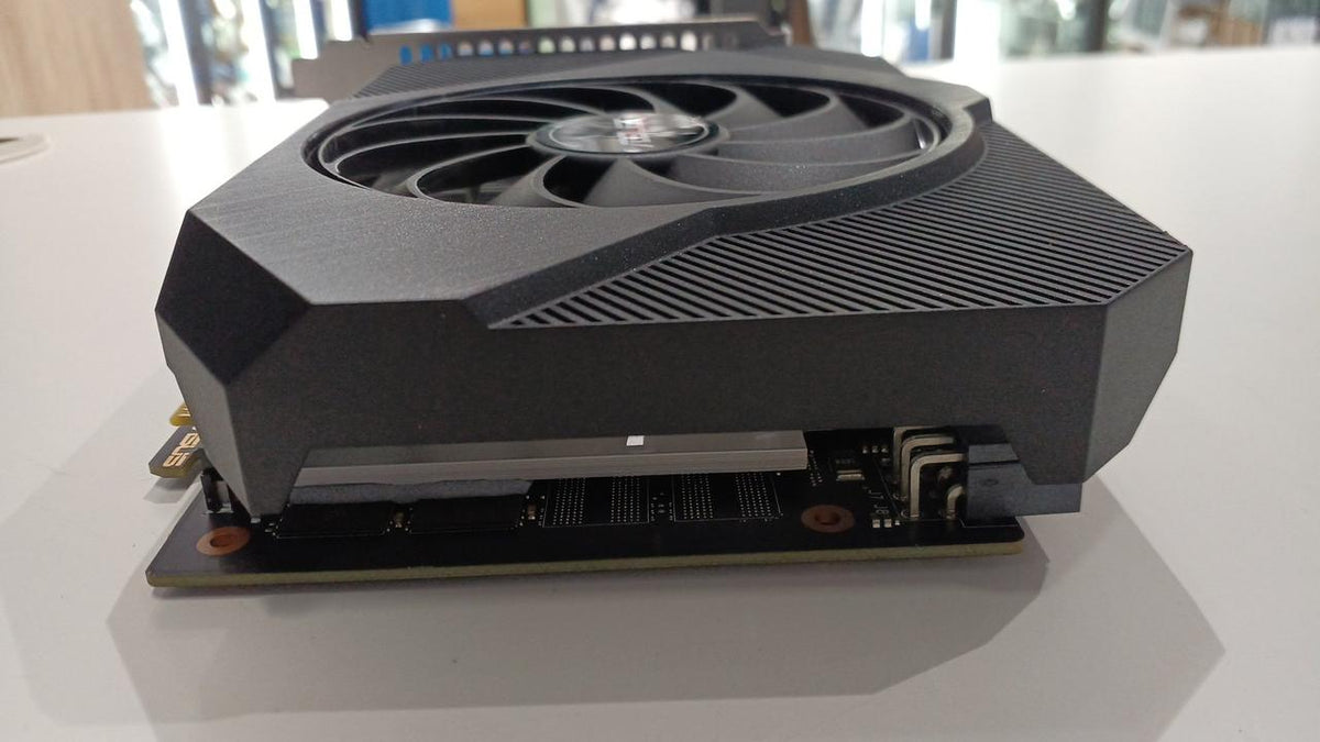 ASUS GTX1650 PH-GTX1650-O4GD6-P
