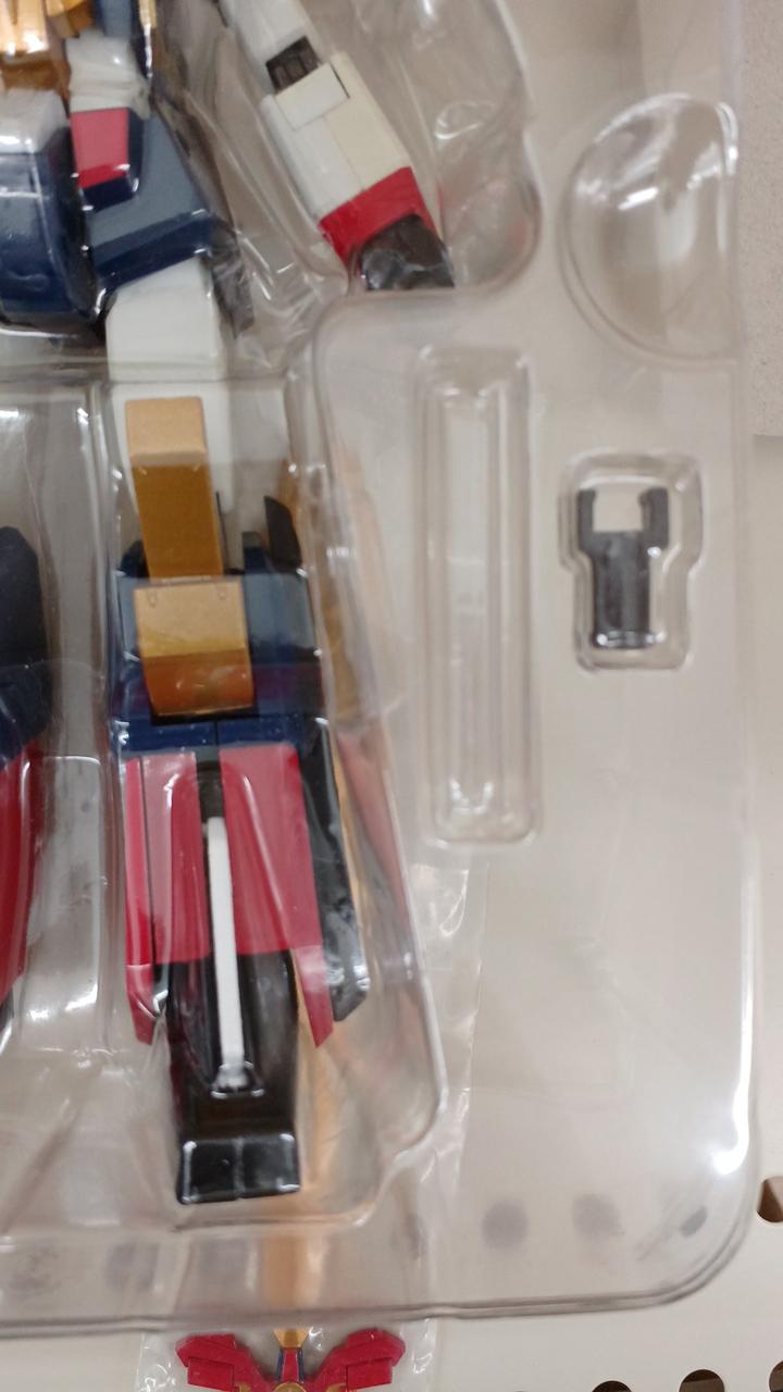 BANDAI Super Robot Chogokin Might Gaine