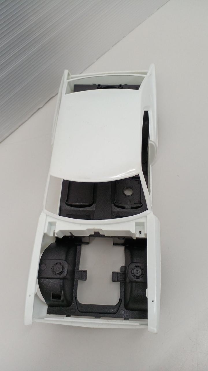 Nichimo Laurel Hardtop 2000GX 1/20 Scale - Banzai Thrifting | BanzaiHobby