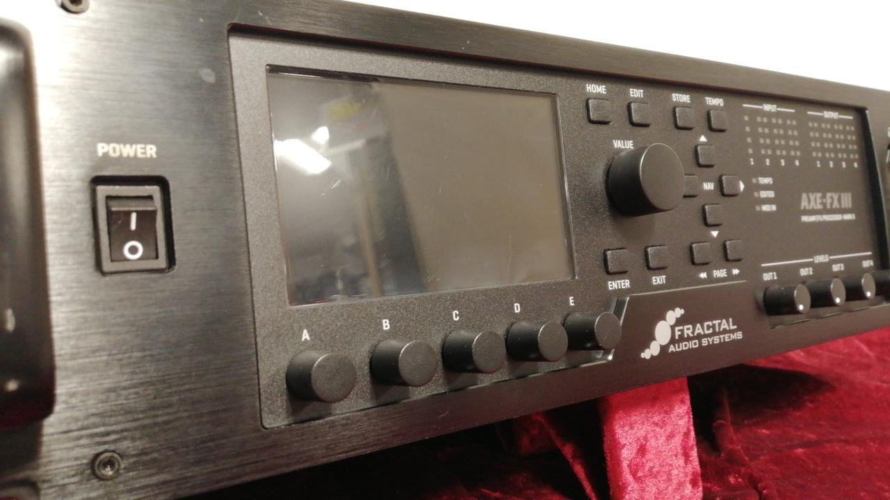 FRACTAL AUDIO SYSTEMS Guitar Multiprocessor AXE-FX III MARK-II