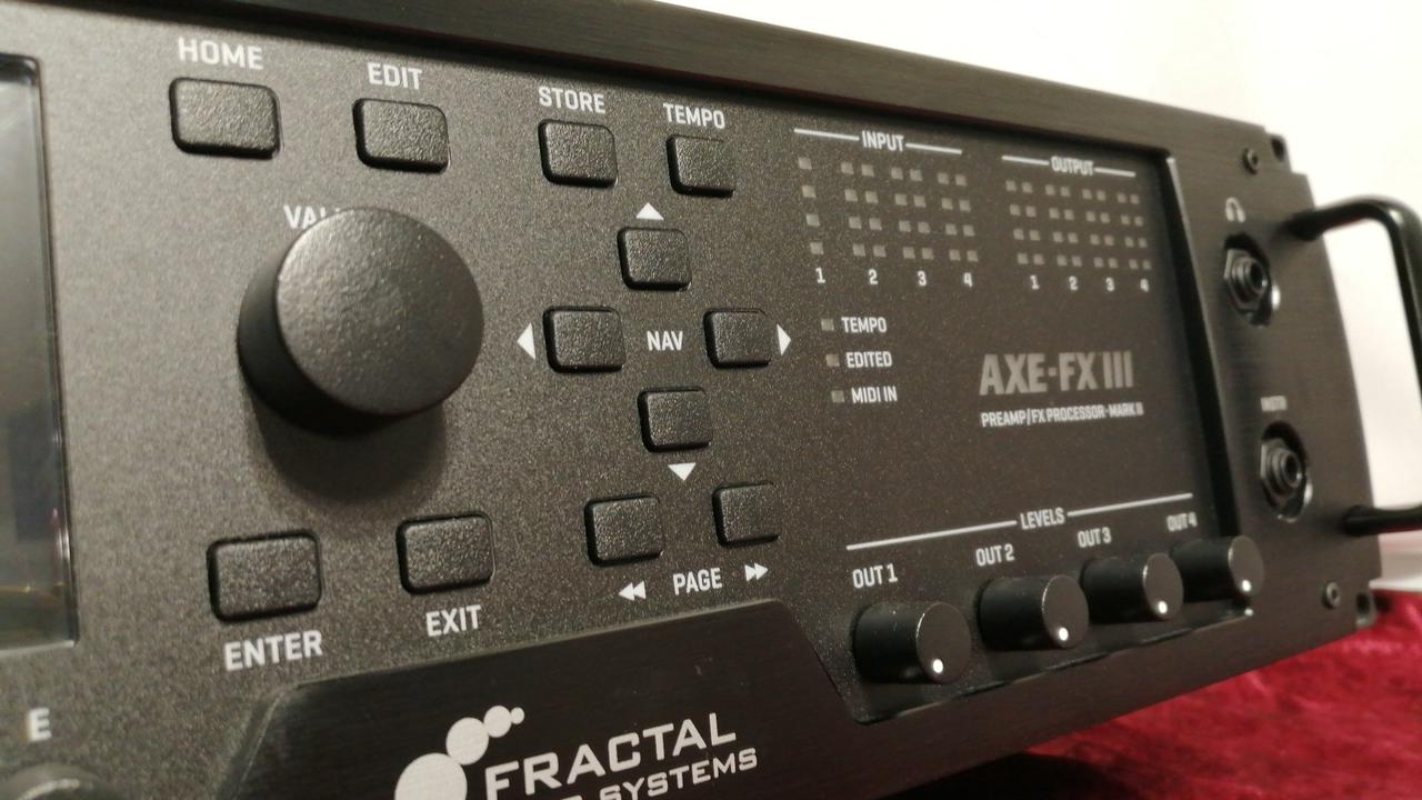 FRACTAL AUDIO SYSTEMS Guitar Multiprocessor AXE-FX III MARK-II