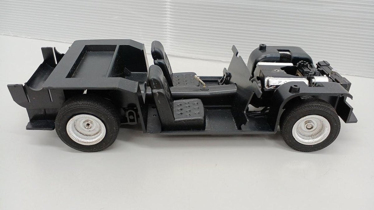 Nakamura 1/20 scale Mustang Mach I - Banzai Thrifting | BanzaiHobby