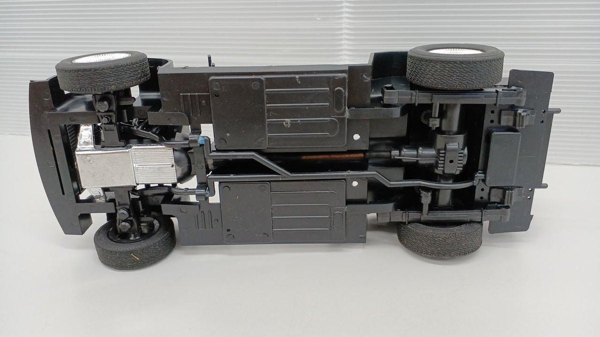 Nakamura 1/20 scale Mustang Mach I - Banzai Thrifting | BanzaiHobby