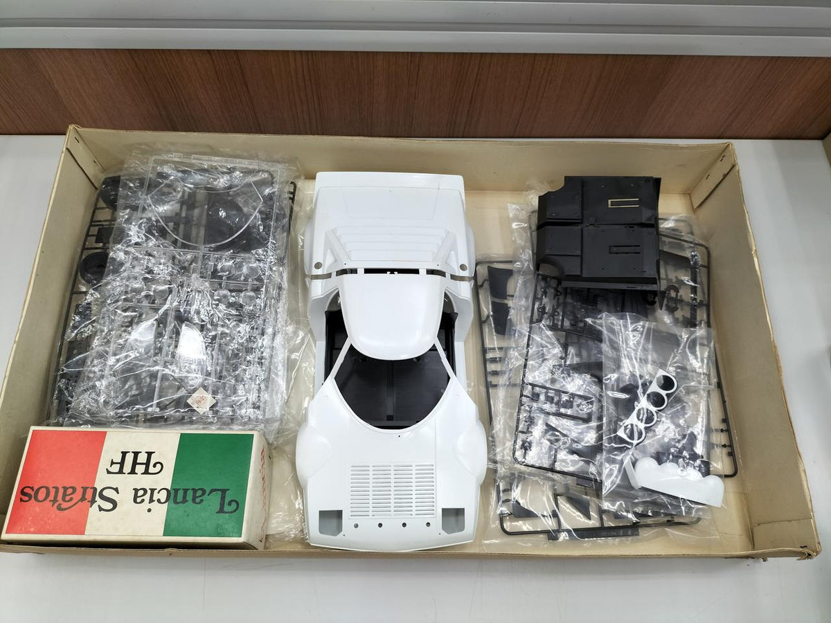 Nippon Model Co., Ltd. 1/10 scale plastic model Lancia Stratos HF - Banzai Thrifting | BanzaiHobby