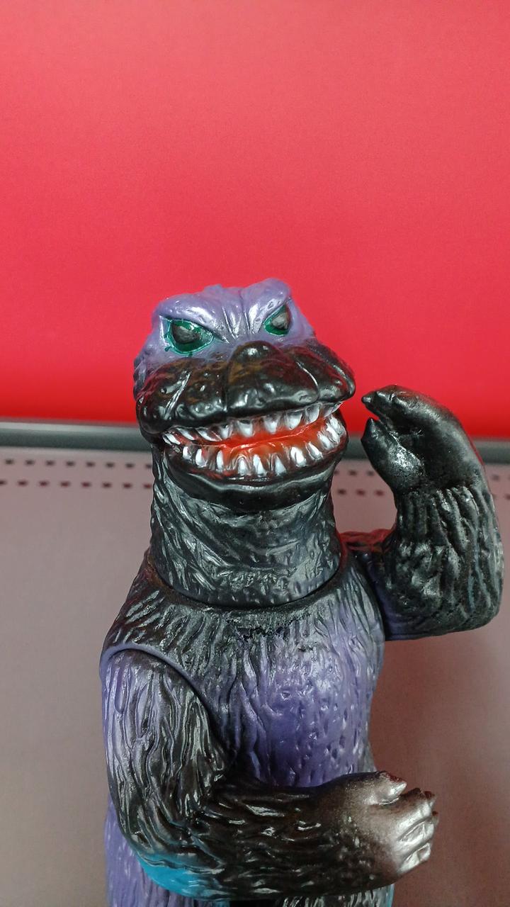 Bear Model Soft Vinyl Control No. 6148 The Great War Godzilla Shay Black × Purple